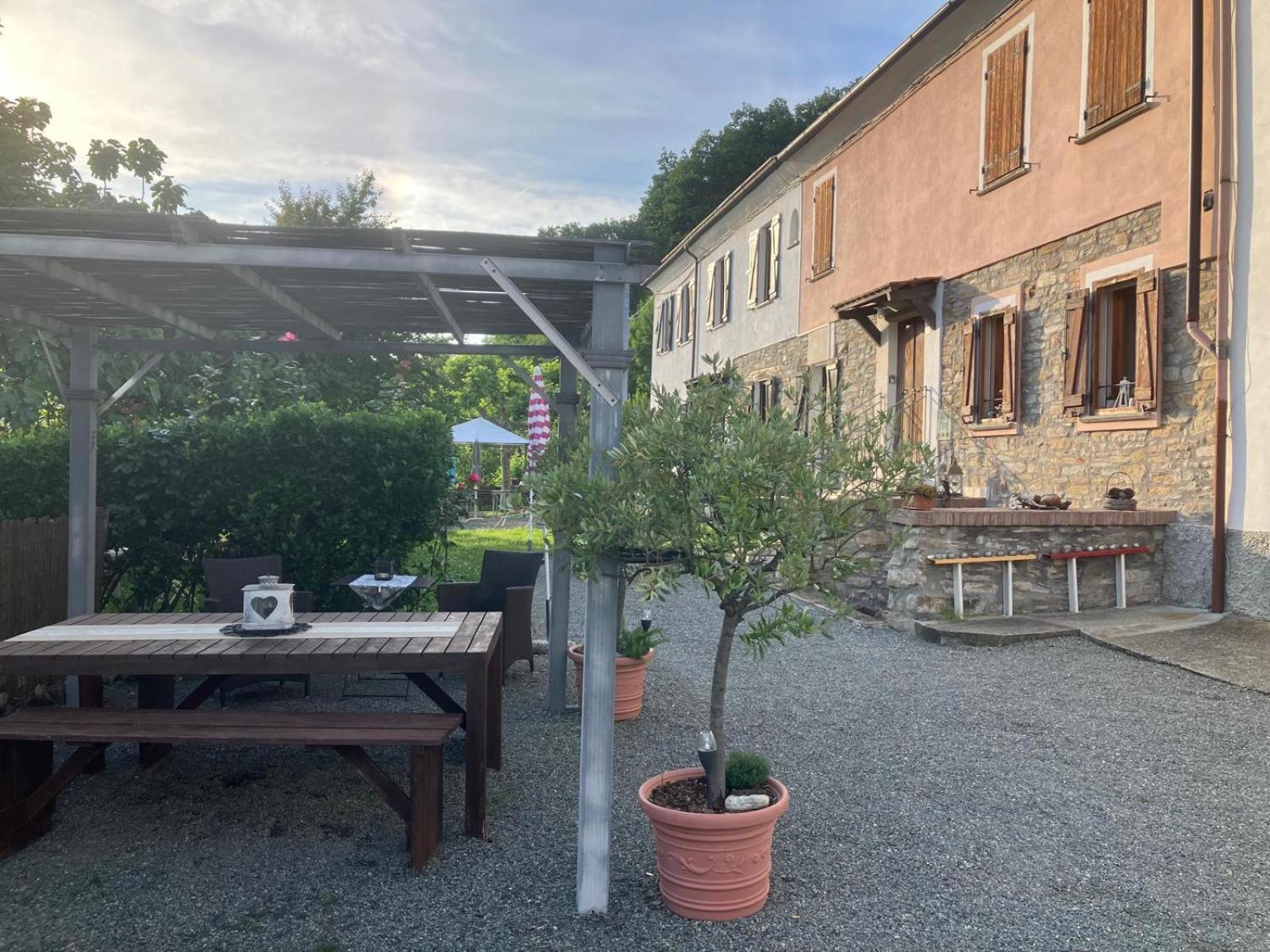 Casa Petra - Casa Tre Stelle - Casa Caneva - Ferien Fuer 6-14 Personen Ponti Exterior foto